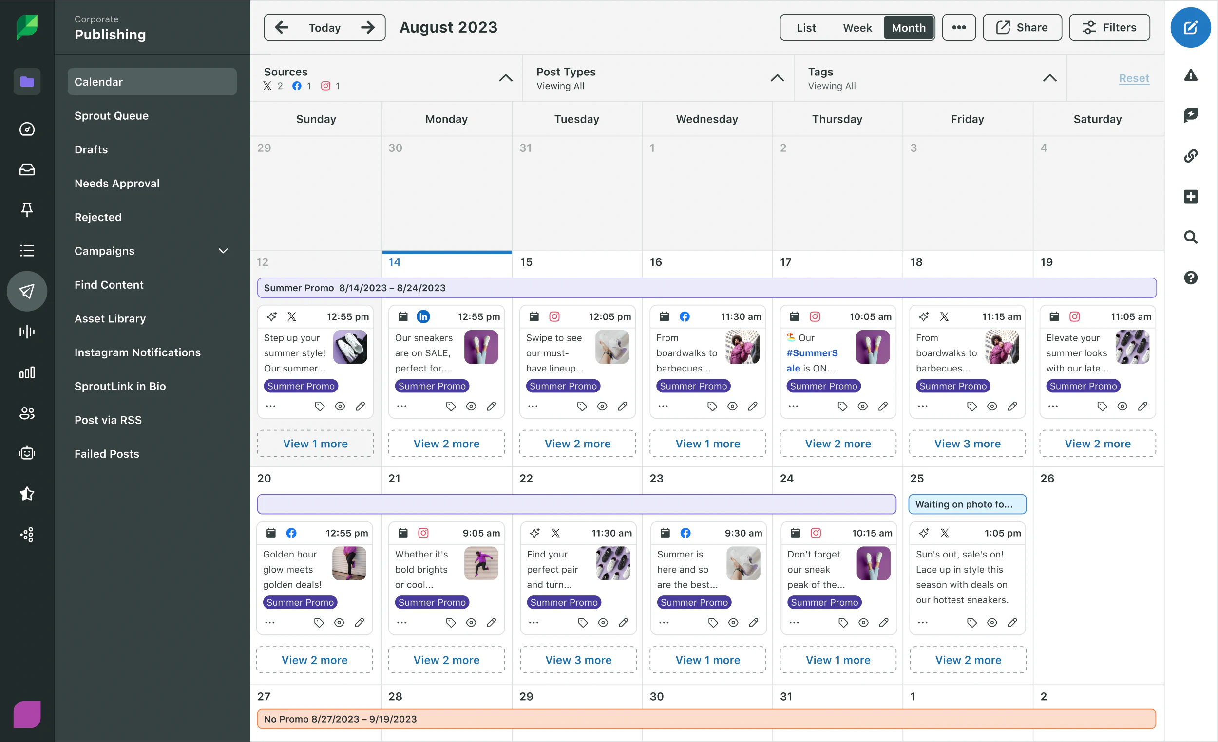 Exemple de calendrier Sprout des médias sociaux avec des posts promotionnels d'été programmés sur LinkedIn, Instagram, Facebook et X (anciennement Twitter).​​ 